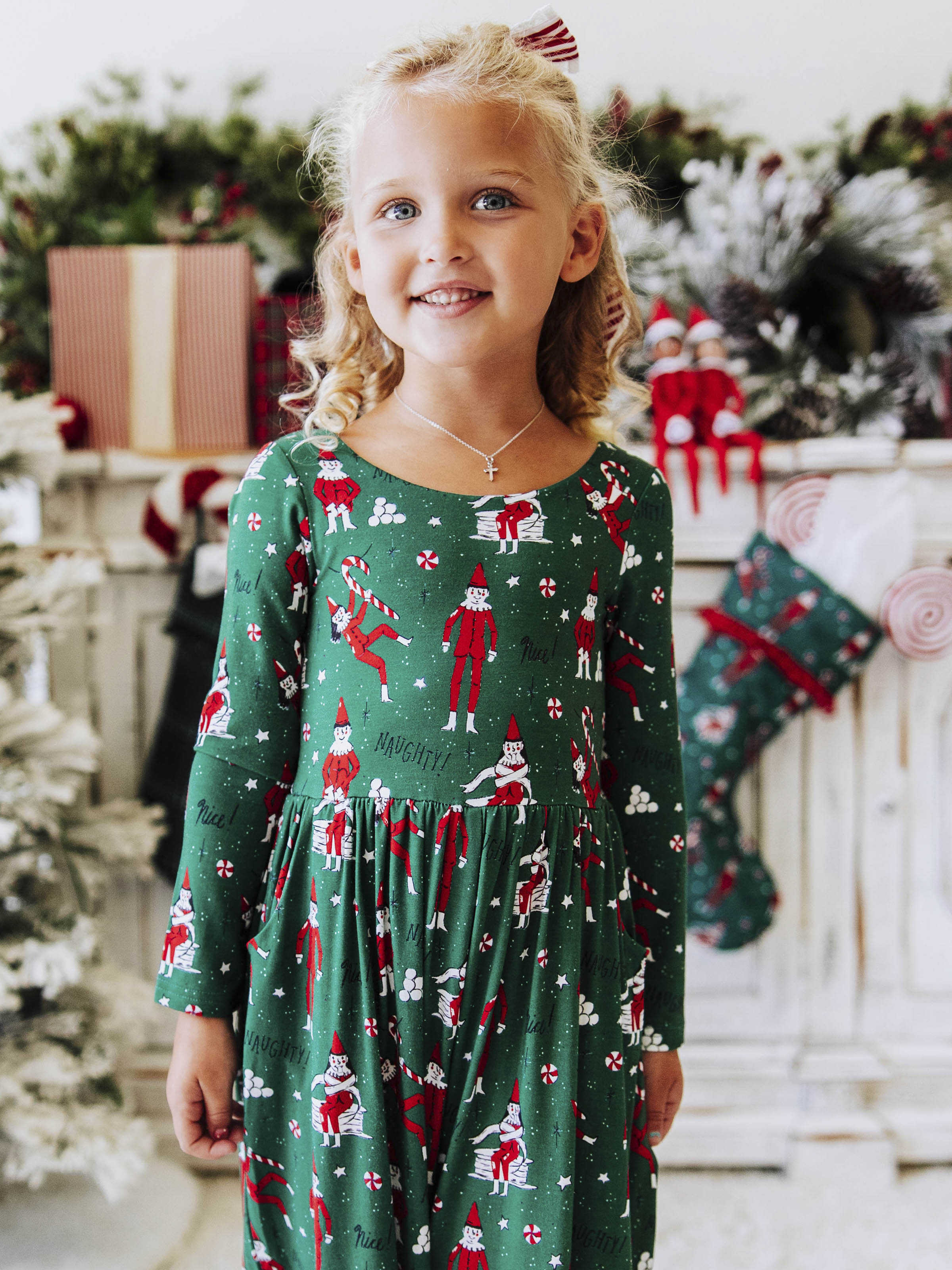 Leggy Romper - Elves Print Lined Bodice Scoop Back Pockets
