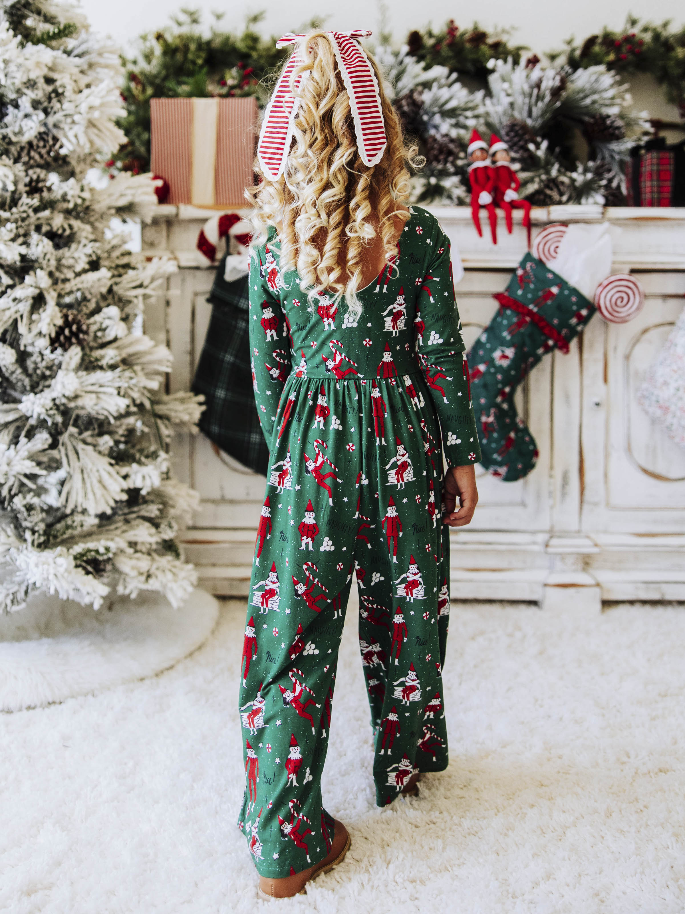 Leggy Romper - Elves Print Lined Bodice Scoop Back Pockets