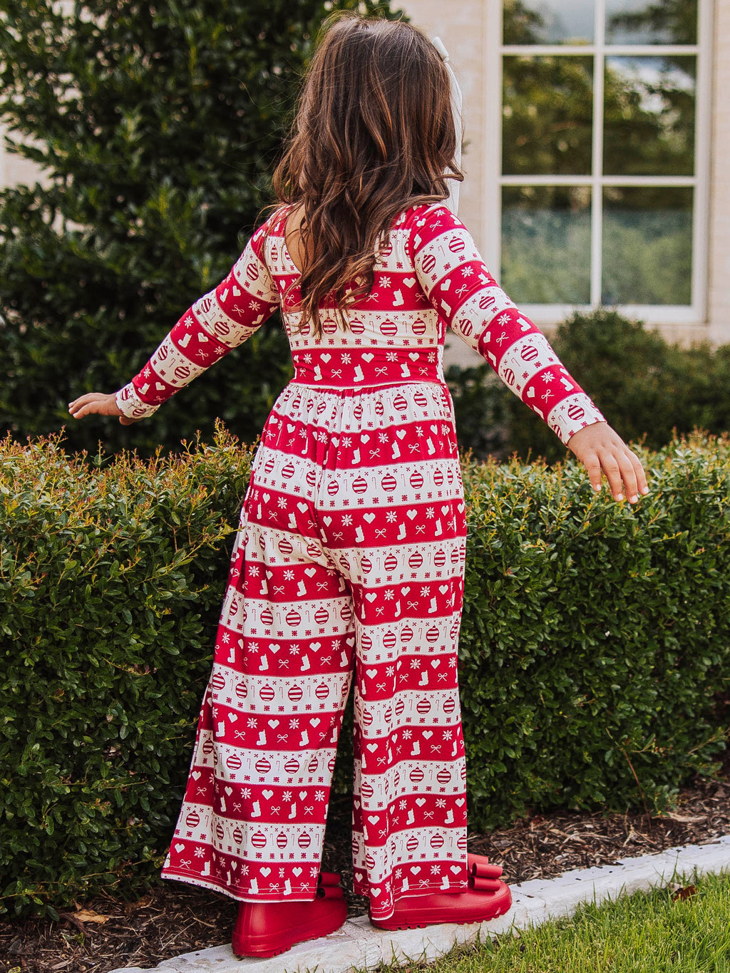 Leggy Romper - Ornaments and Bows Lined Scoop Back Pockets