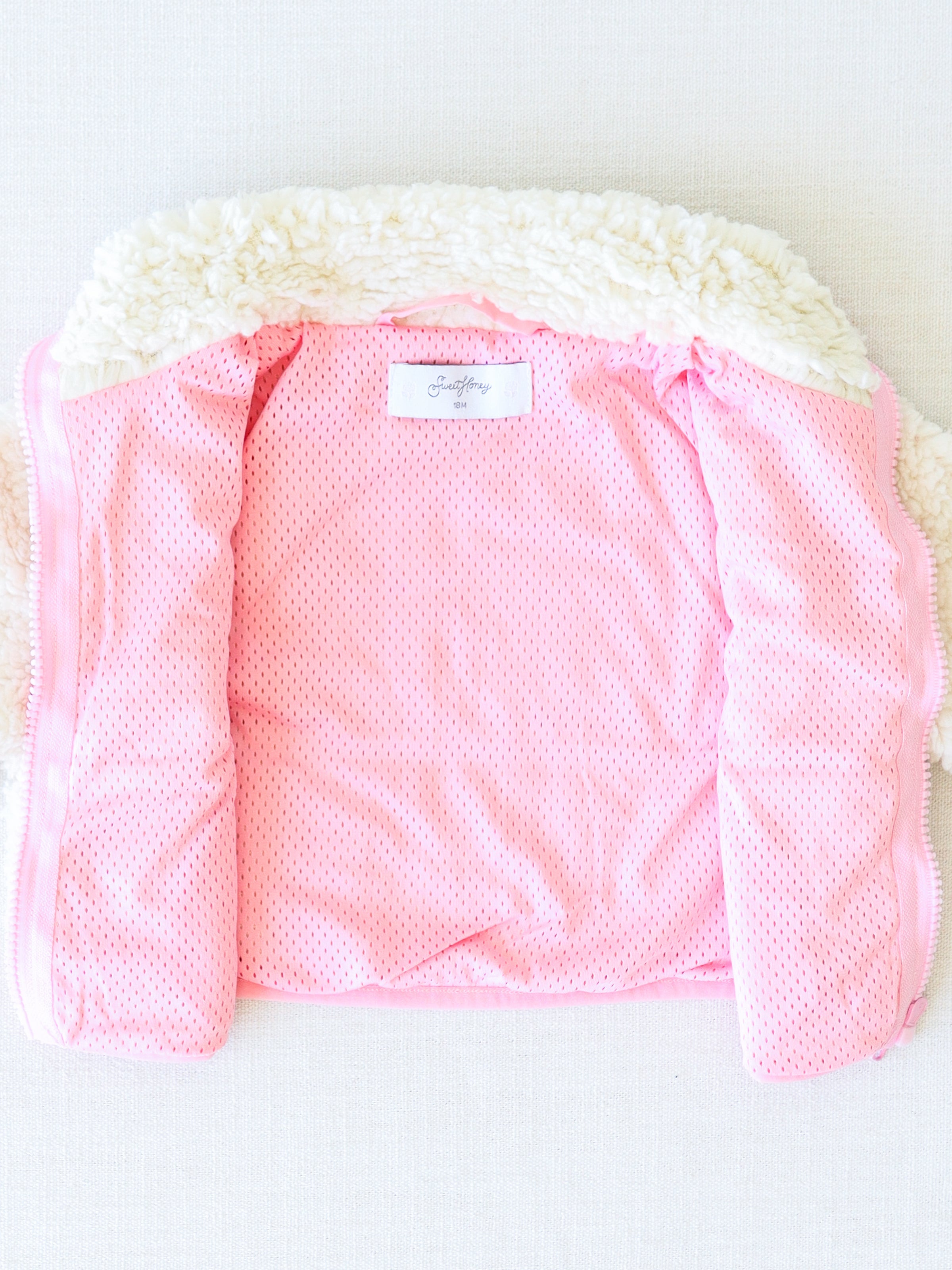 Sherpa Full Zip Jacket - Cream Polyester Mesh Lined Cuffs